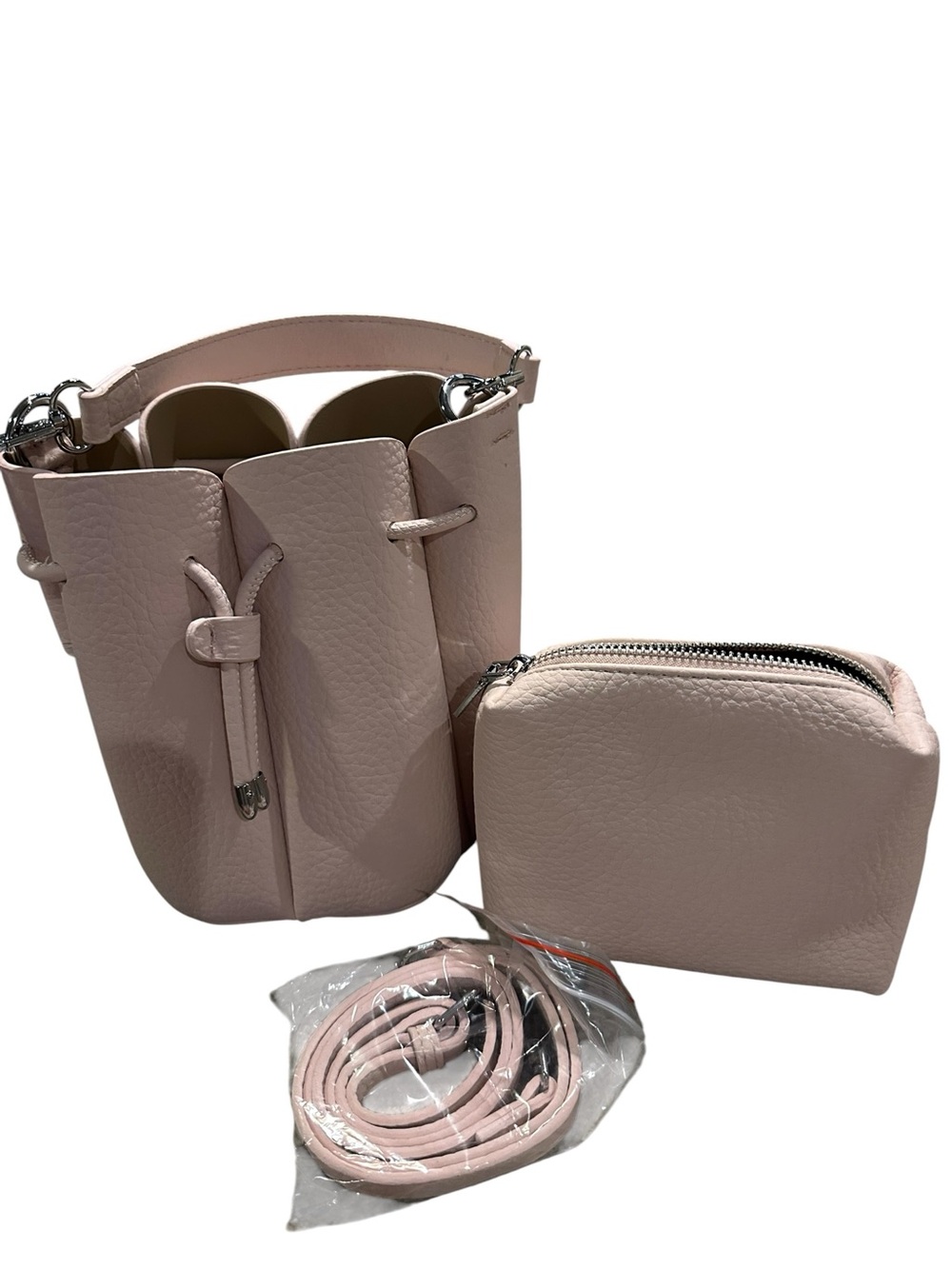 Pink Leather Bucket Bag with extra bag and strap inside - Picture 2 of 3